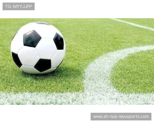 足球比赛中的阵型变化与人员调整